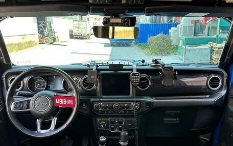 Jeep Wrangler, 2022 год, 5 100 000 рублей, 17 фотография