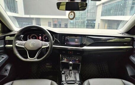 Volkswagen Passat B8 рестайлинг, 2022 год, 2 380 000 рублей, 9 фотография