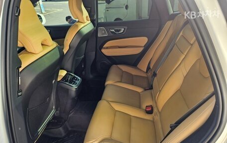 Volvo XC60 II, 2021 год, 2 990 000 рублей, 5 фотография