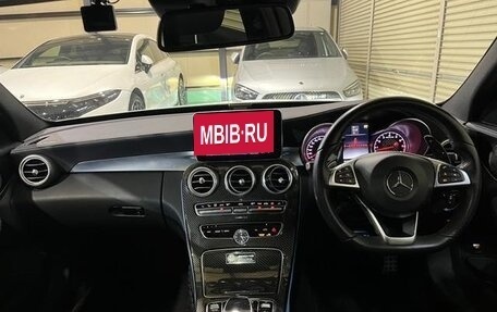 Mercedes-Benz C-Класс, 2018 год, 1 554 000 рублей, 13 фотография