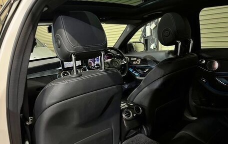 Mercedes-Benz C-Класс, 2018 год, 1 554 000 рублей, 36 фотография