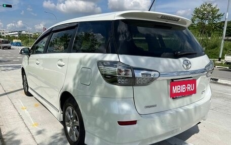 Toyota Wish II, 2017 год, 1 536 000 рублей, 2 фотография