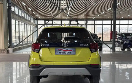 Toyota Yaris XP150 рестайлинг, 2022 год, 1 220 000 рублей, 5 фотография