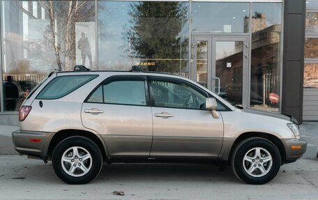 Lexus RX IV рестайлинг, 1999 год, 900 000 рублей, 4 фотография