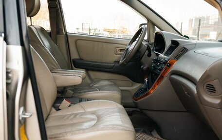 Lexus RX IV рестайлинг, 1999 год, 900 000 рублей, 18 фотография