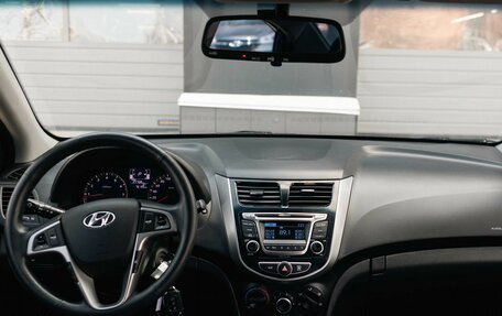 Hyundai Accent IV, 2018 год, 1 200 000 рублей, 10 фотография
