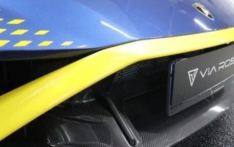 Lamborghini Huracán, 2021 год, 27 000 000 рублей, 4 фотография