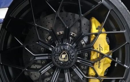 Lamborghini Huracán, 2021 год, 27 000 000 рублей, 16 фотография