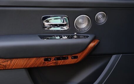 Rolls-Royce Cullinan, 2025 год, 68 361 872 рублей, 9 фотография