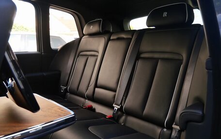 Rolls-Royce Cullinan, 2025 год, 68 361 872 рублей, 23 фотография