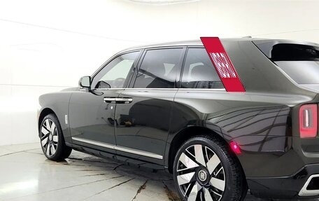 Rolls-Royce Cullinan, 2025 год, 67 950 056 рублей, 4 фотография