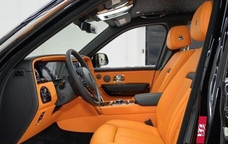 Rolls-Royce Cullinan, 2025 год, 65 643 868 рублей, 11 фотография