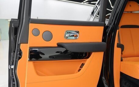 Rolls-Royce Cullinan, 2025 год, 65 643 868 рублей, 20 фотография