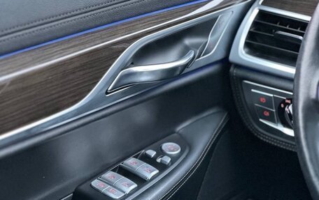 BMW 7 серия, 2016 год, 2 985 000 рублей, 22 фотография