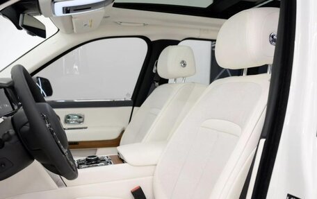 Rolls-Royce Cullinan, 2025 год, 63 420 048 рублей, 18 фотография