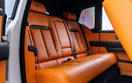 Rolls-Royce Cullinan, 2025 год, 66 961 688 рублей, 21 фотография