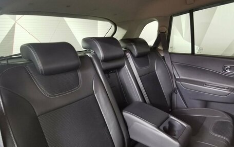 Renault Koleos I рестайлинг 2, 2014 год, 1 235 000 рублей, 13 фотография