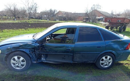 Opel Vectra B рестайлинг, 2001 год, 100 000 рублей, 26 фотография