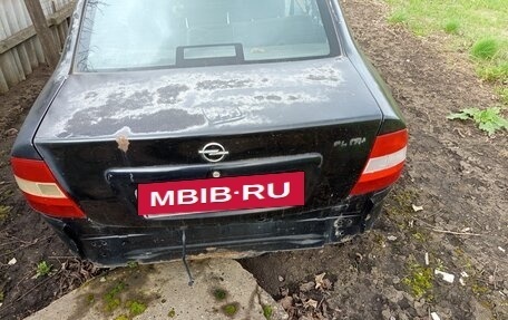 Opel Vectra B рестайлинг, 2001 год, 100 000 рублей, 25 фотография