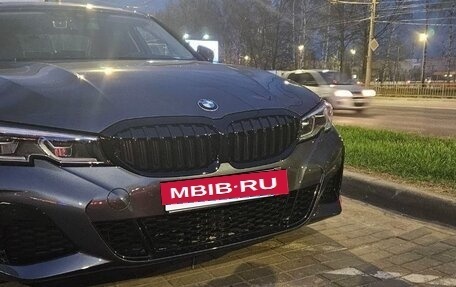 BMW 3 серия, 2019 год, 4 000 000 рублей, 18 фотография