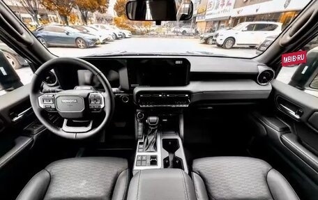 Toyota Land Cruiser Prado, 2025 год, 7 900 000 рублей, 9 фотография