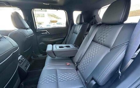 Mitsubishi Outlander, 2022 год, 2 590 111 рублей, 29 фотография