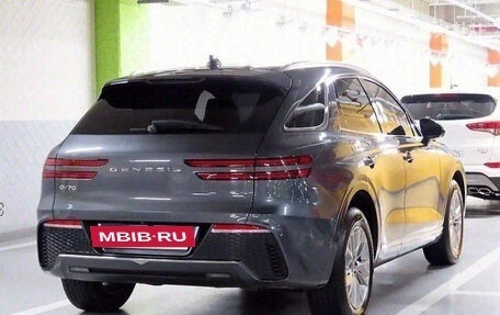 Genesis GV70, 2022 год, 3 180 000 рублей, 2 фотография