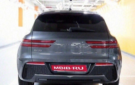 Genesis GV70, 2022 год, 3 180 000 рублей, 3 фотография