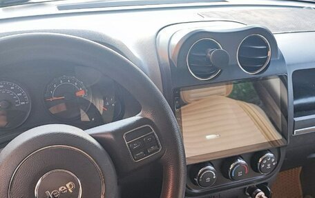 Jeep Liberty (Patriot), 2014 год, 1 450 000 рублей, 2 фотография