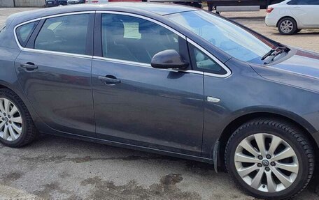 Opel Astra J, 2011 год, 1 050 000 рублей, 6 фотография