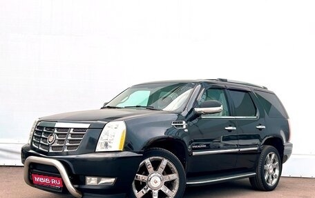 Cadillac Escalade III, 2013 год, 2 256 800 рублей, 1 фотография