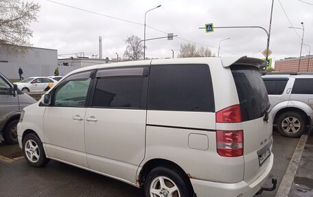 Toyota Noah III, 2002 год, 820 000 рублей, 4 фотография