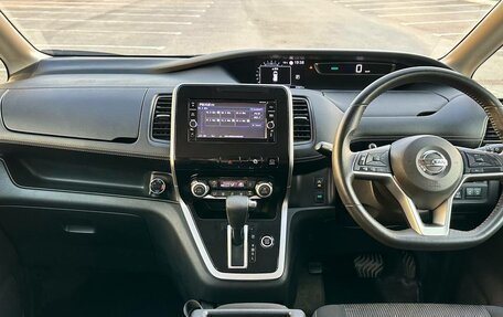 Nissan Serena IV, 2018 год, 2 365 990 рублей, 3 фотография