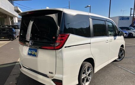 Toyota Voxy, 2022 год, 2 850 111 рублей, 7 фотография