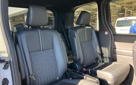 Toyota Voxy, 2022 год, 2 850 111 рублей, 28 фотография