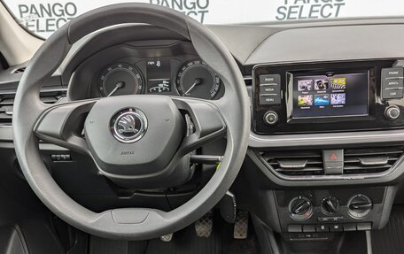 Skoda Rapid II, 2021 год, 1 500 000 рублей, 13 фотография