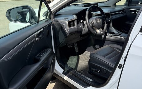 Lexus RX IV рестайлинг, 2017 год, 4 550 000 рублей, 9 фотография