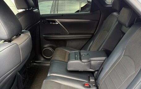 Lexus RX IV рестайлинг, 2017 год, 4 550 000 рублей, 13 фотография