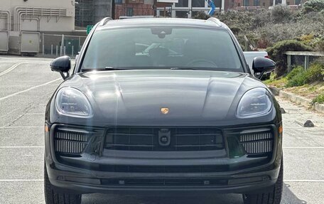 Porsche Macan I рестайлинг, 2023 год, 14 250 000 рублей, 2 фотография