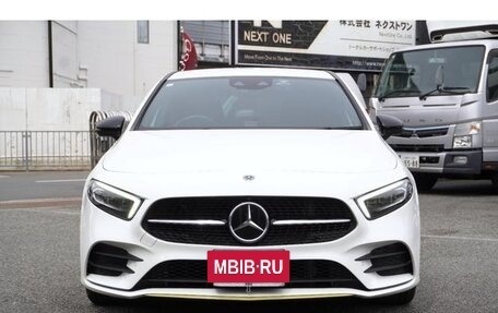 Mercedes-Benz A-Класс, 2021 год, 1 450 000 рублей, 3 фотография