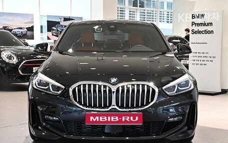 BMW 1 серия, 2022 год, 3 400 011 рублей, 1 фотография