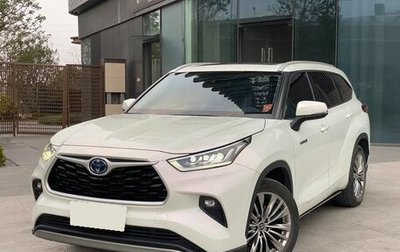 Toyota Highlander, 2022 год, 3 905 000 рублей, 1 фотография