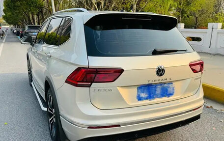 Volkswagen Tiguan II, 2021 год, 1 750 525 рублей, 5 фотография