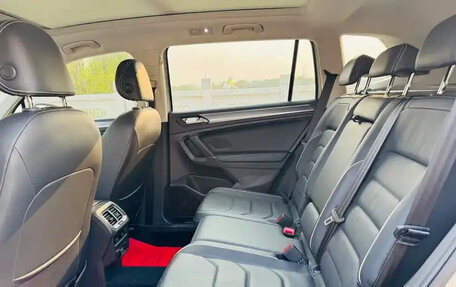 Volkswagen Tiguan II, 2021 год, 1 750 525 рублей, 8 фотография