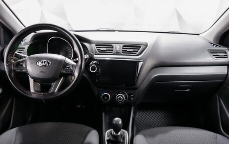 KIA Rio III рестайлинг, 2013 год, 750 000 рублей, 11 фотография