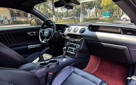Ford Mustang VI рестайлинг, 2021 год, 3 446 000 рублей, 5 фотография