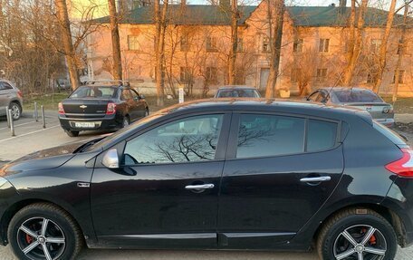 Renault Megane III, 2011 год, 630 000 рублей, 2 фотография