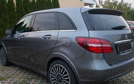Mercedes-Benz B-Класс, 2015 год, 1 730 000 рублей, 5 фотография
