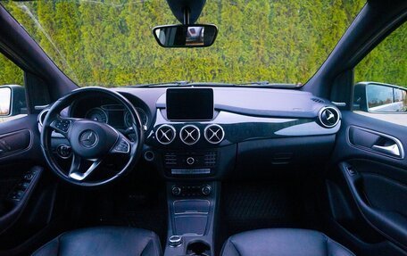 Mercedes-Benz B-Класс, 2015 год, 1 730 000 рублей, 6 фотография