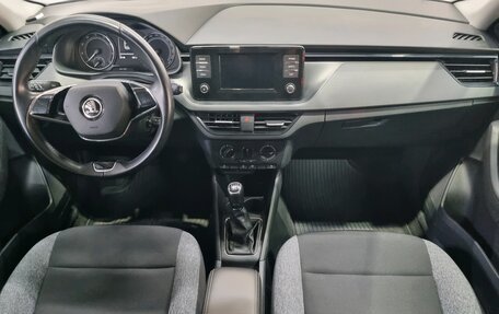 Skoda Rapid II, 2021 год, 1 500 000 рублей, 11 фотография